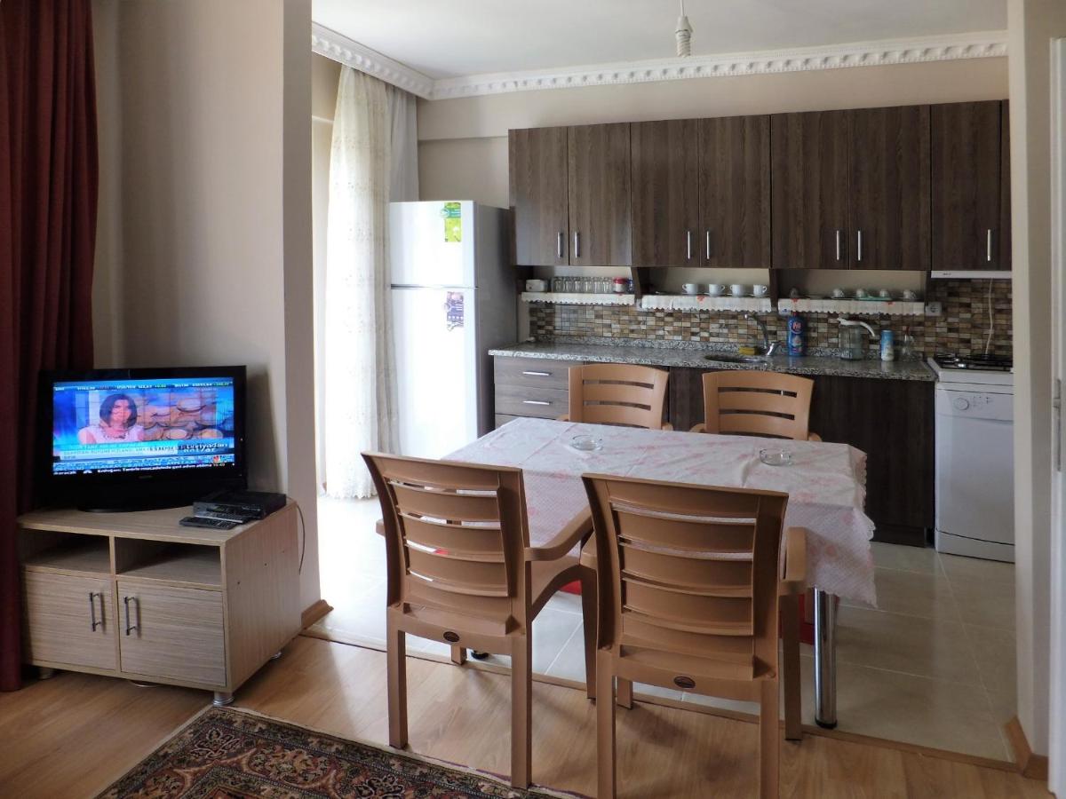 Ataköy Apart - Housity