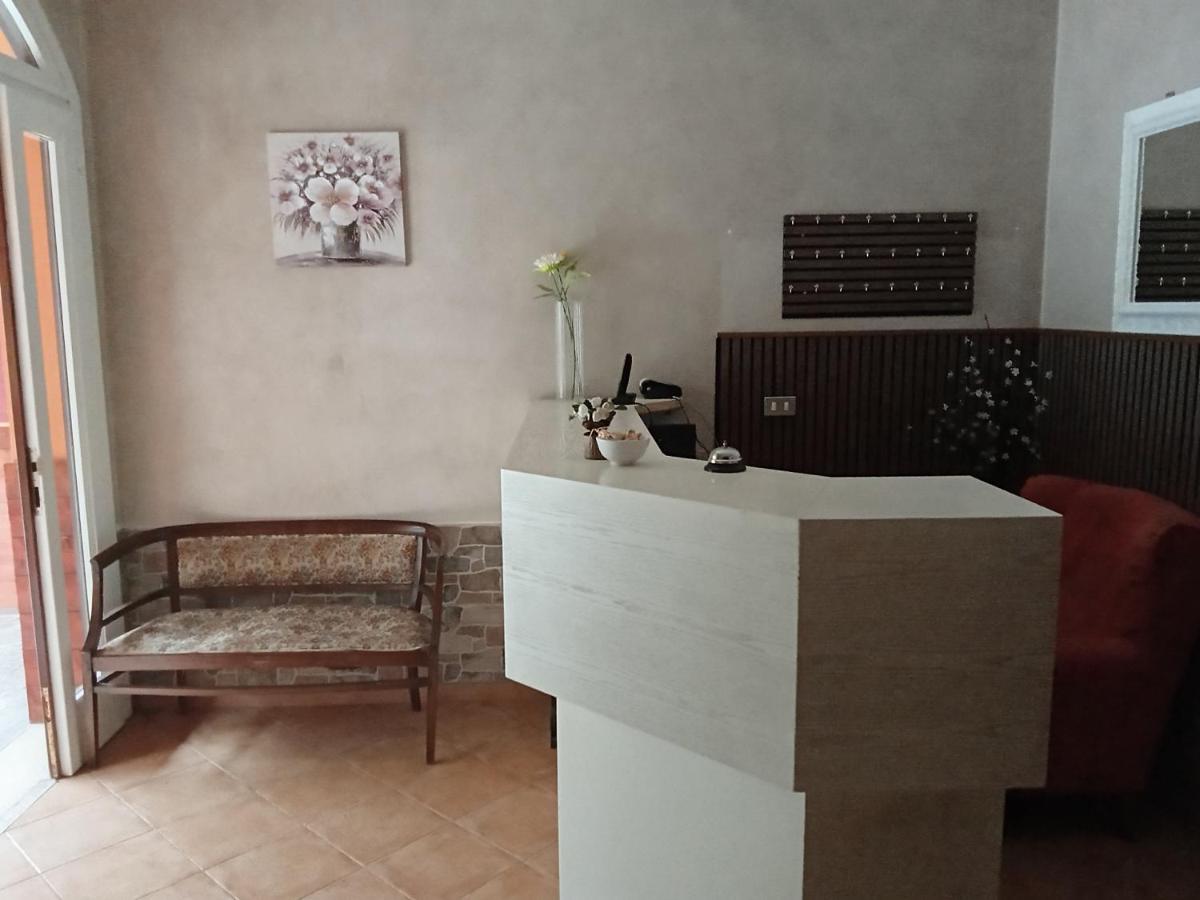 Hotel MonteMorello - Housity