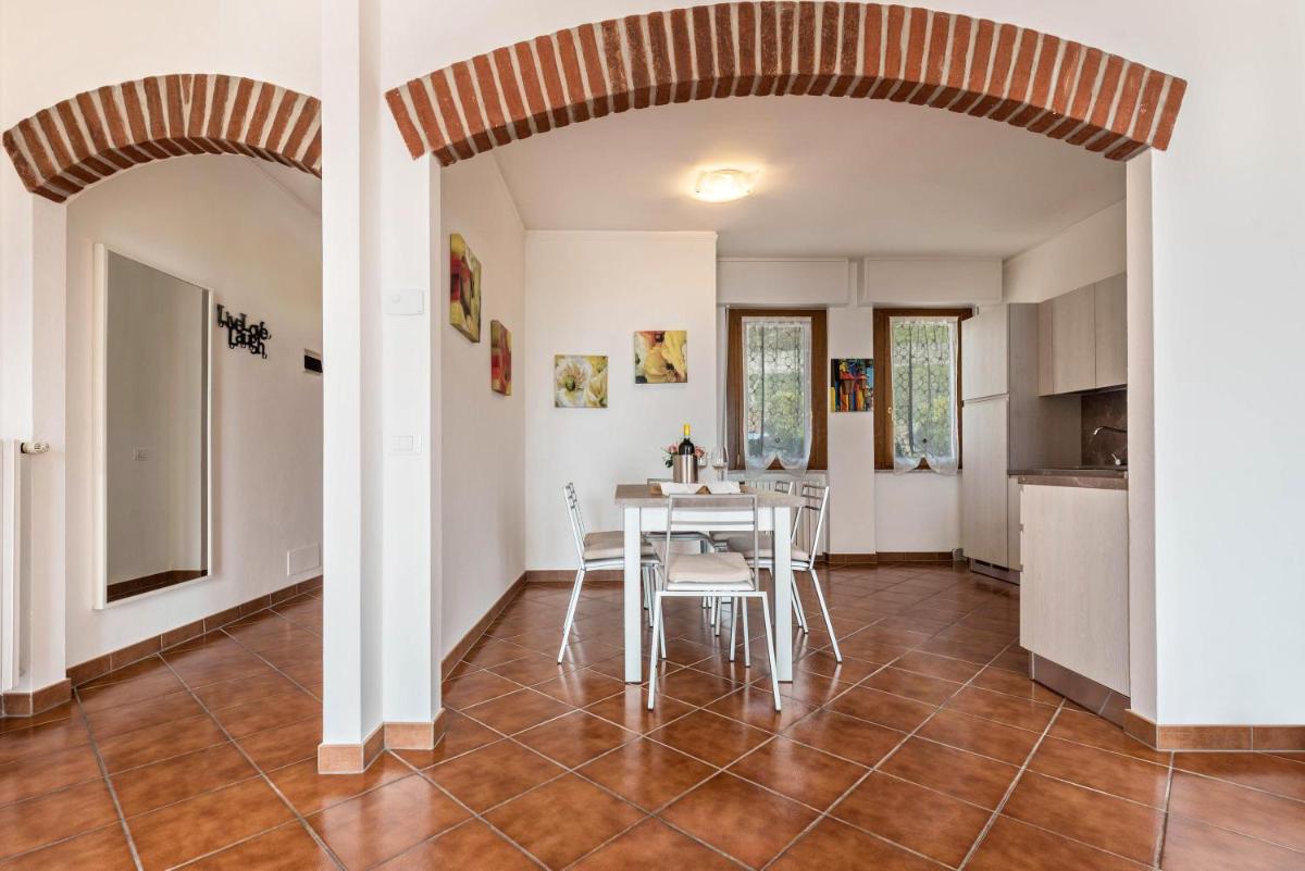 Bel Soggiorno lake view 1 - Housity