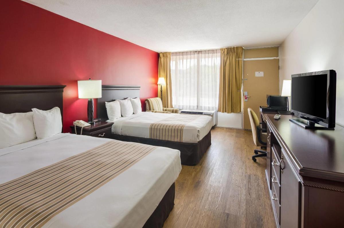 Econo Lodge Marion I-81 - Housity