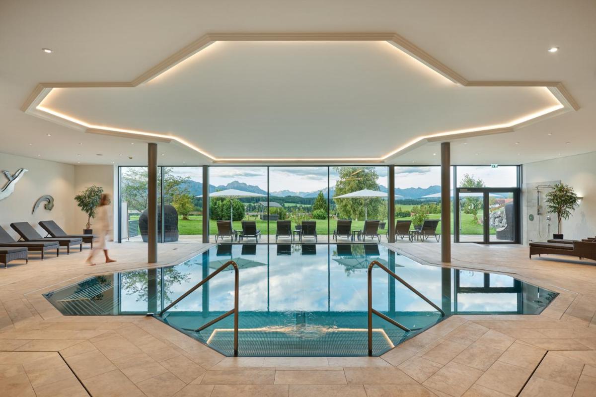 Hotel Gsteig - Housity