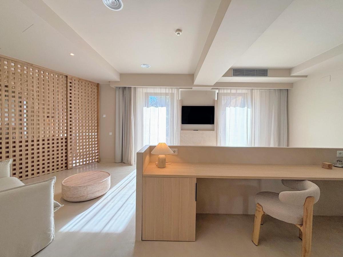 Les Clarisses Boutique Hotel - Housity