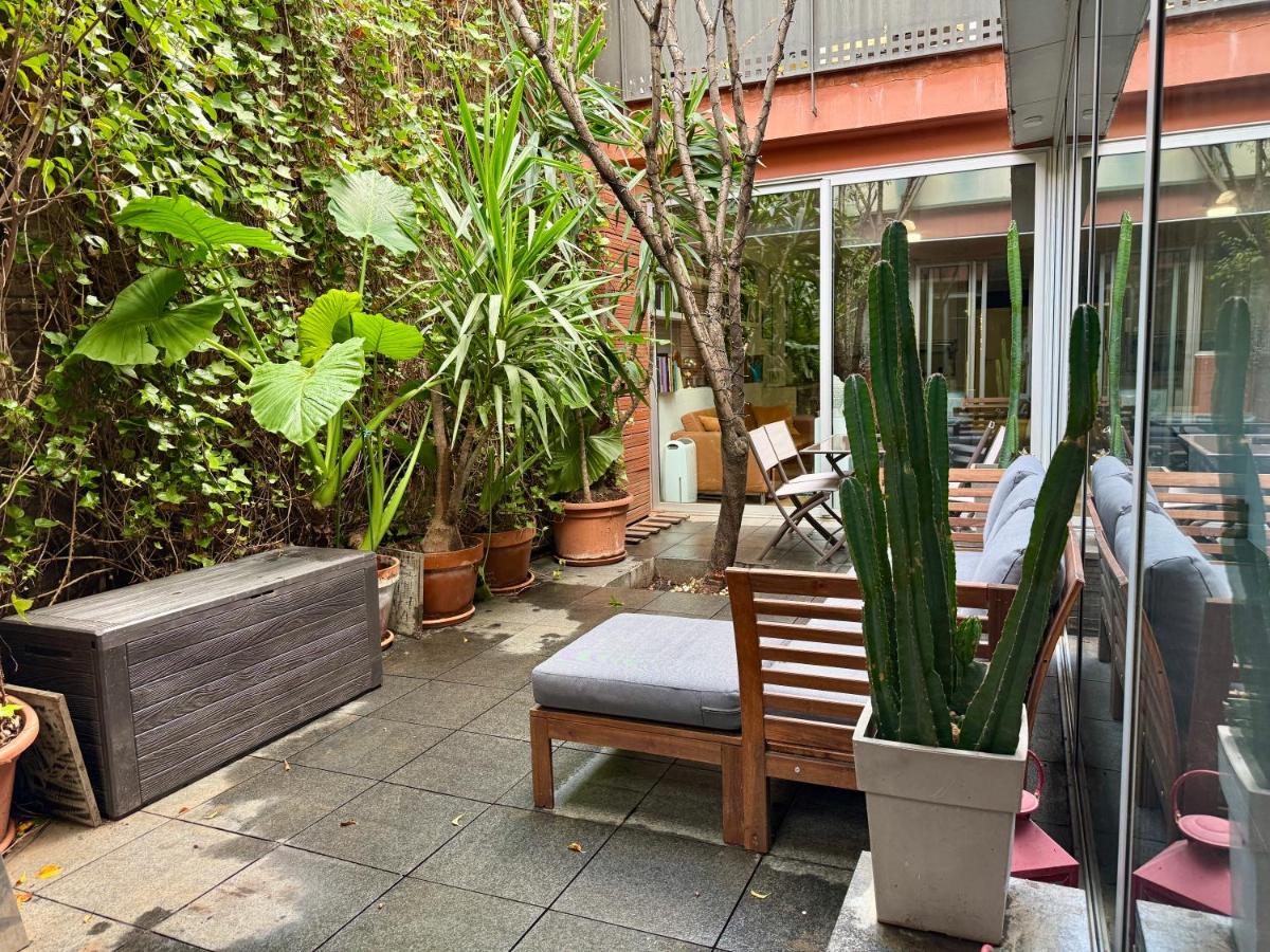 ArtlifeBCN Urban Oasis Apartment - Housity