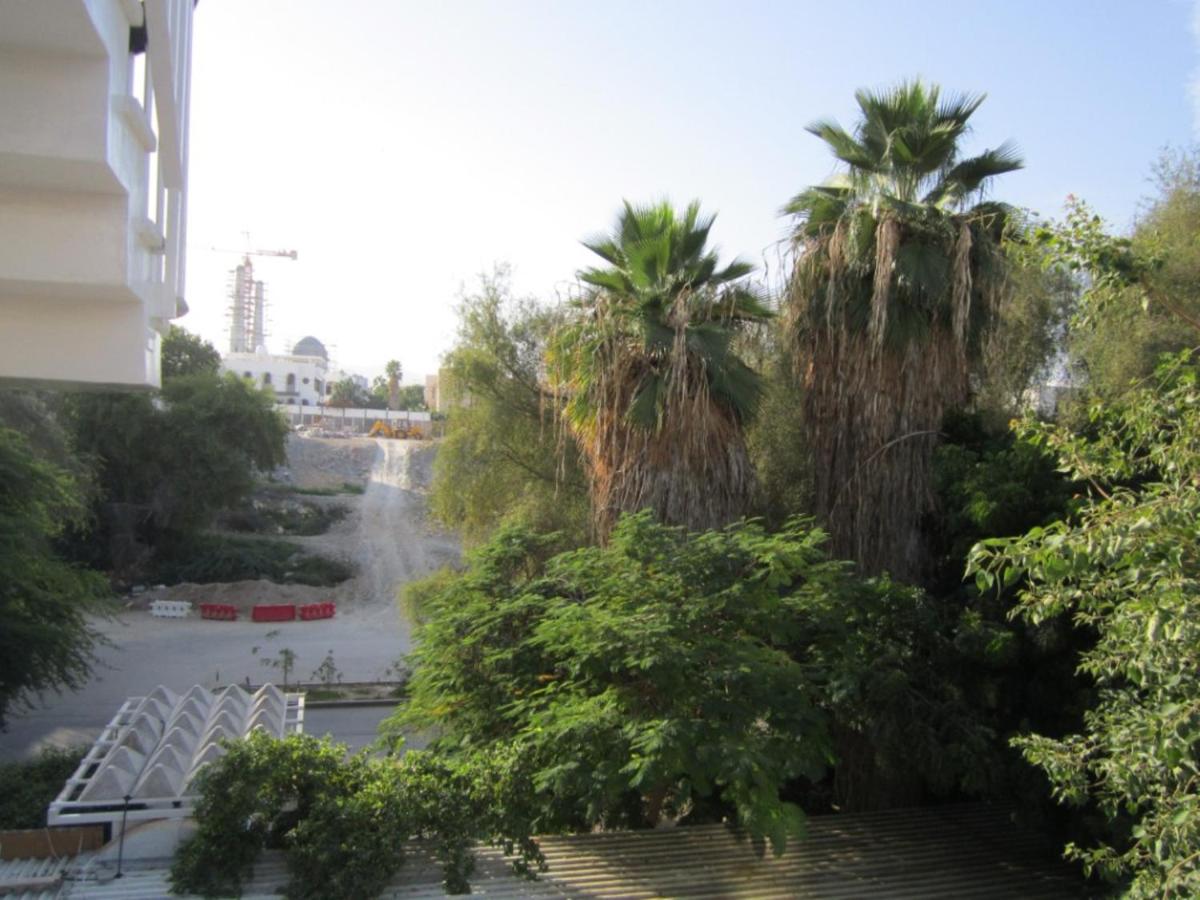 Qurum Beach Hotel - Housity