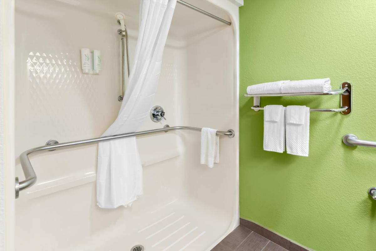 Sleep Inn & Suites Princeton I-77 - Housity