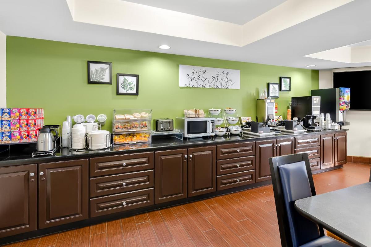 Sleep Inn & Suites Princeton I-77 - Housity