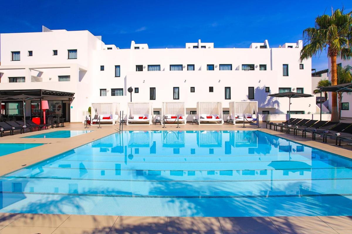 Piscina en o cerca de Migjorn Ibiza Suites & Spa