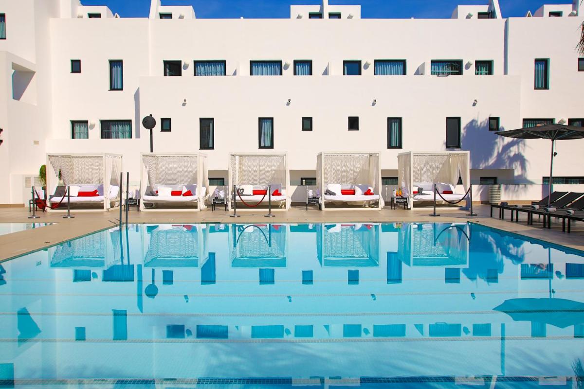 Piscina en o cerca de Migjorn Ibiza Suites & Spa