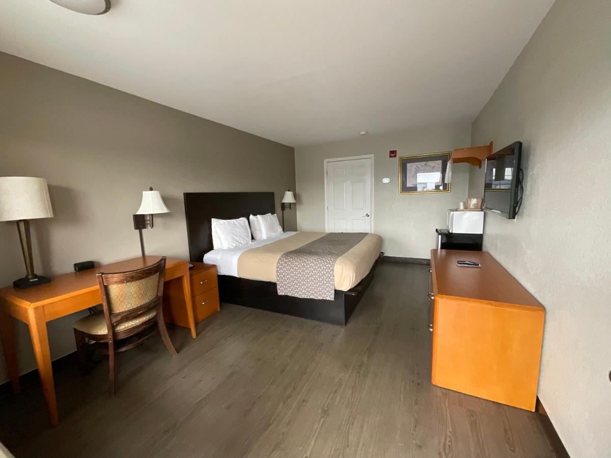 Savannah Inn - Savannah I-95 North - Housity
