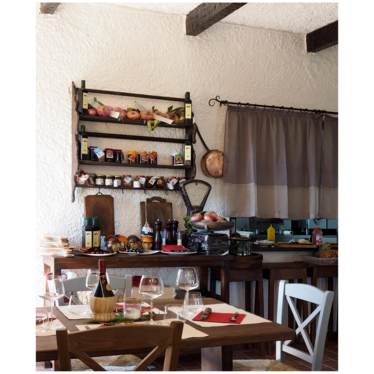 Hotel Spa Toscana - Locanda Il Rustichello - Housity