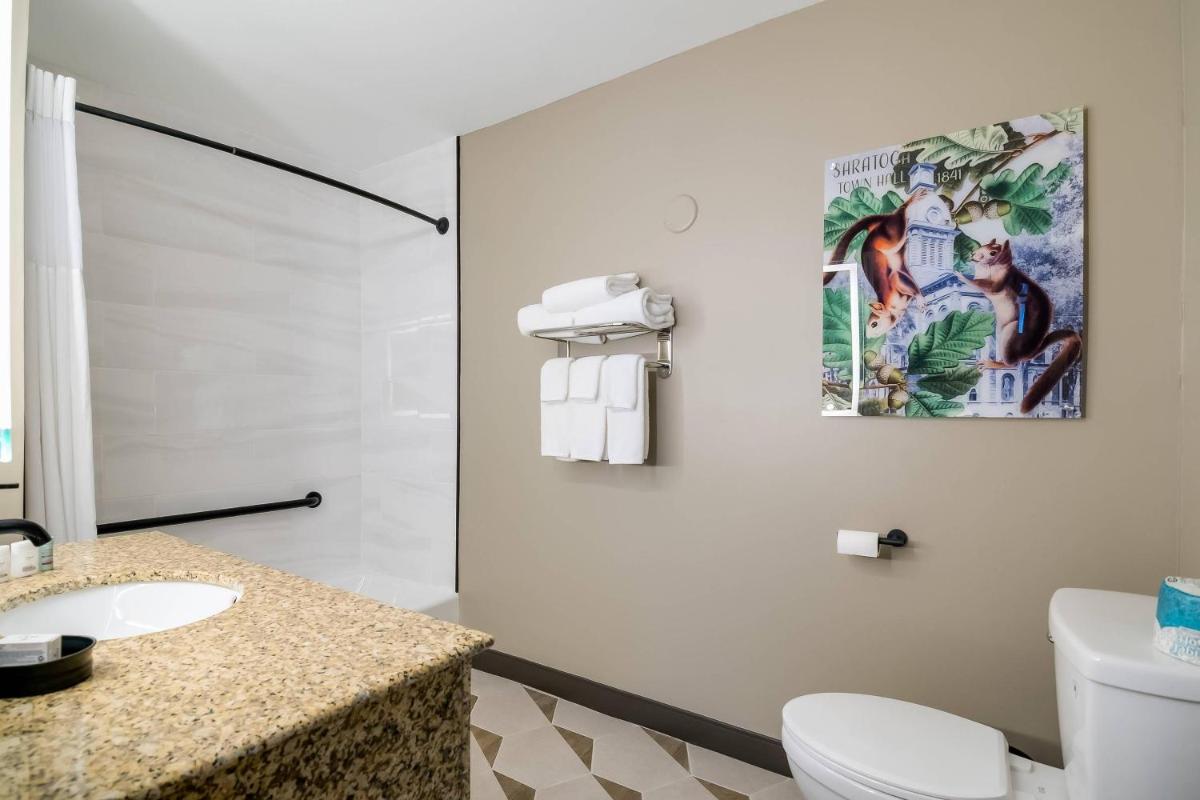 The Hotel Saratoga, Ascend Hotel Collection - Housity