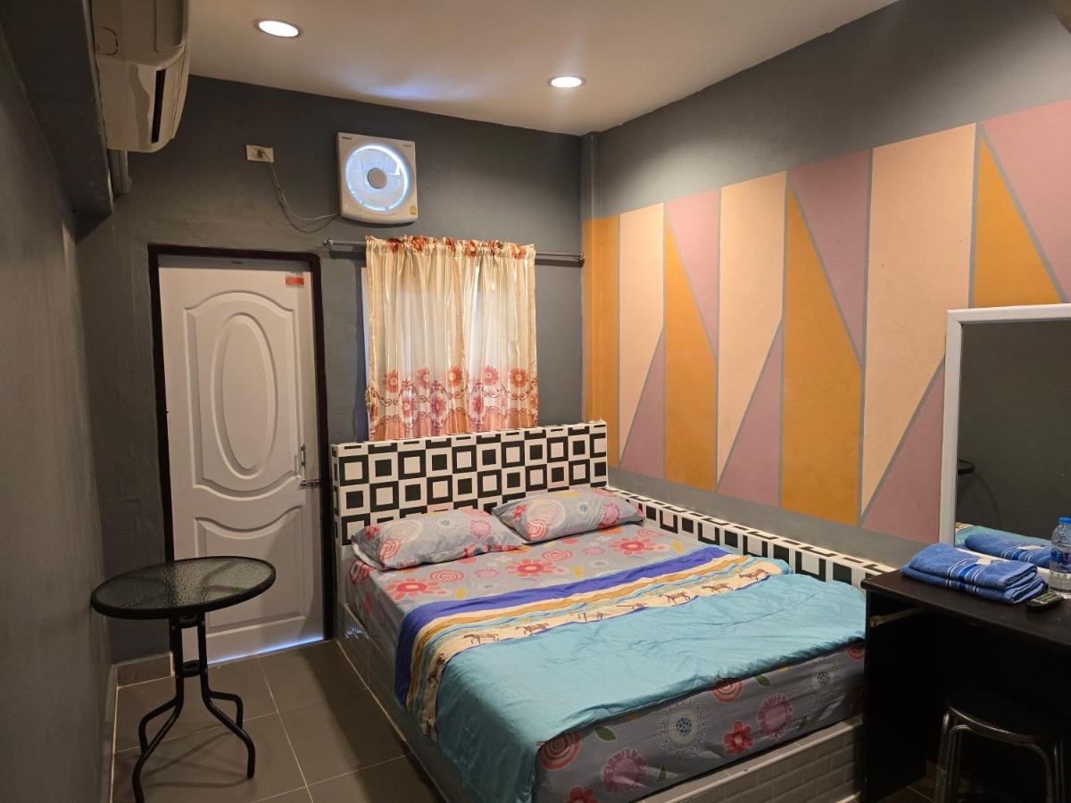 BEN HOUSE - Housity