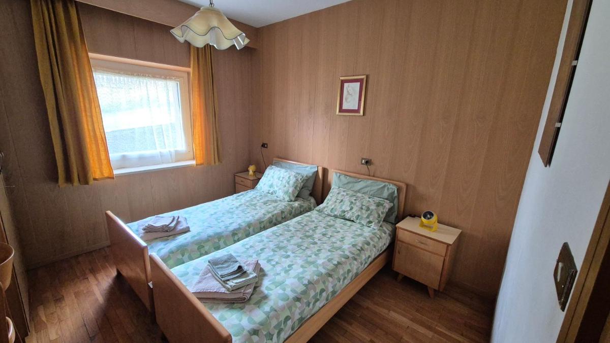 Appartment Deville with Garden - Housity