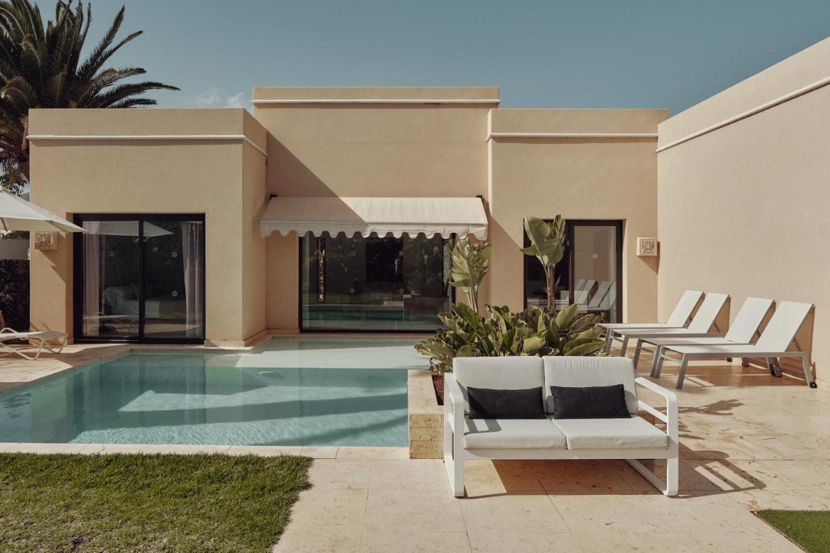 Piscina en o cerca de Villas Alondra