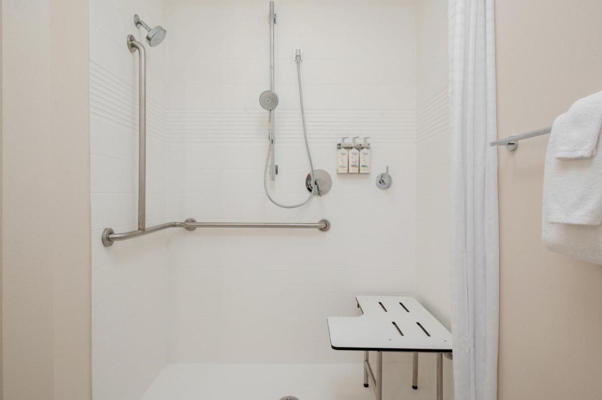 Candlewood Suites Mooresville Lake Norman,NC by IHG - Housity