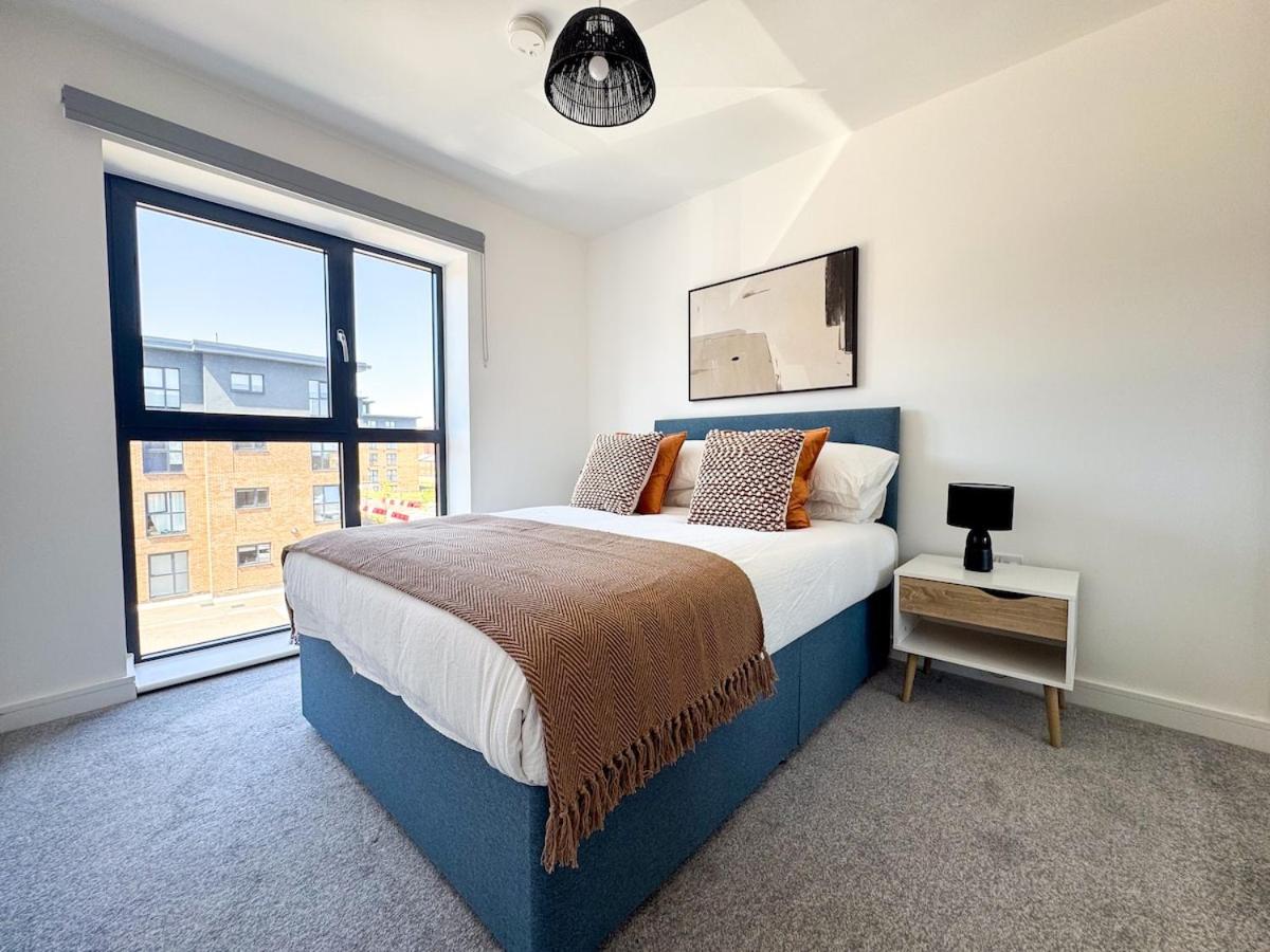 Beautiful 2BDR Apartment By Torr Property Group Short Lets & Serviced Accommodation With Free Parking Derby - Housity