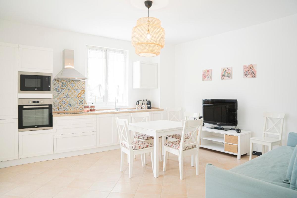 Vespa Apartments - Housity
