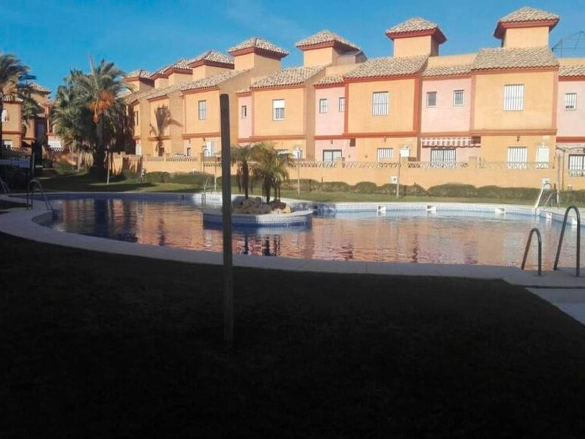 Apartment in Lepe with Pool and Garden - Housity