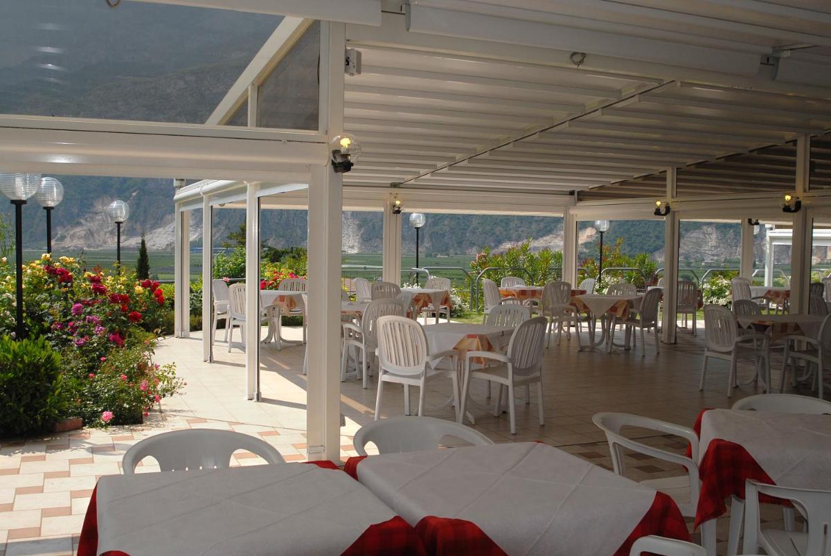 Hotel Karinhall - Housity