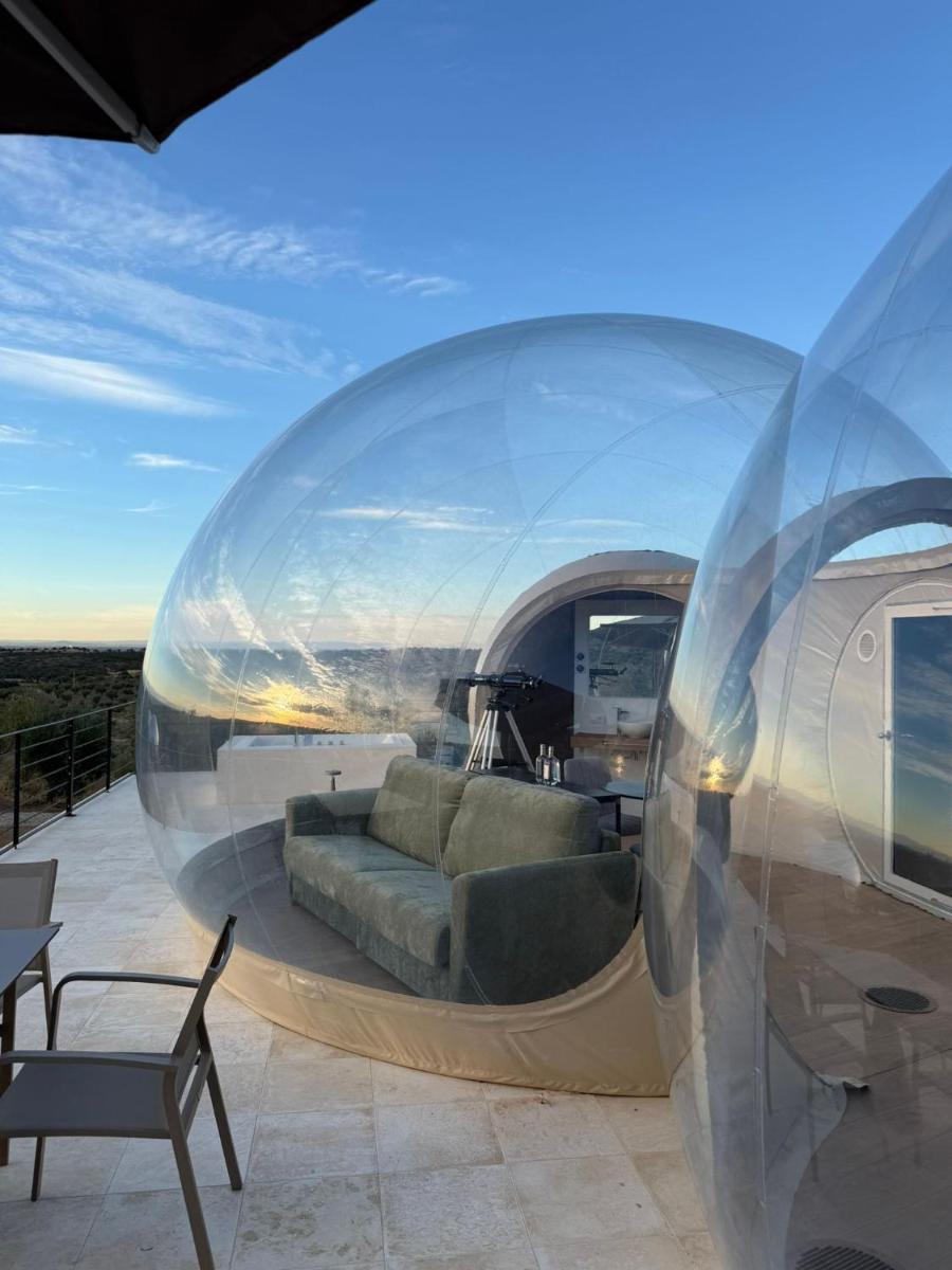 Panoramic Suites Burbuja junto al Puy du Fou y Toledo - Housity