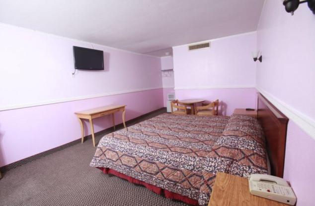 Meadowbrook Motor Lodge - Housity