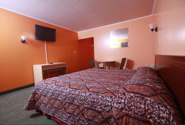Meadowbrook Motor Lodge - Housity