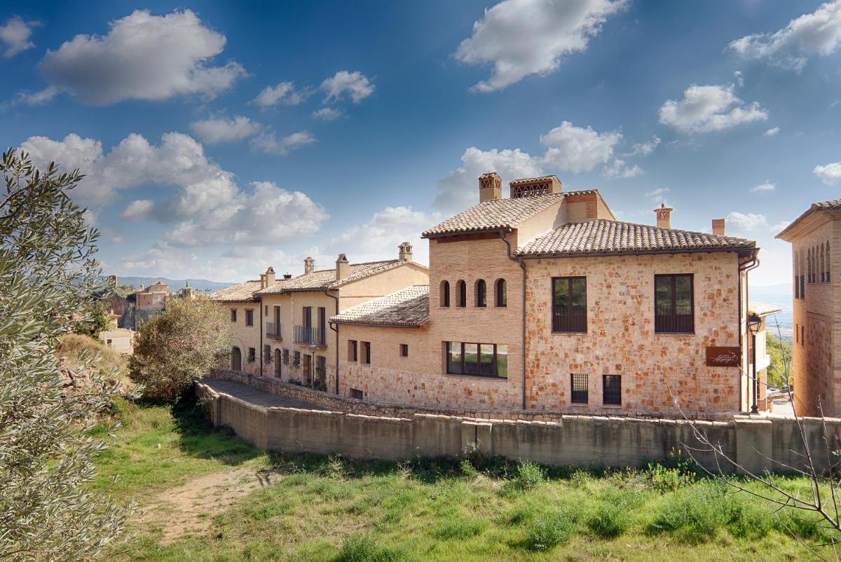 Hotel Vinoteca Alquezar - Adults Only - - Housity