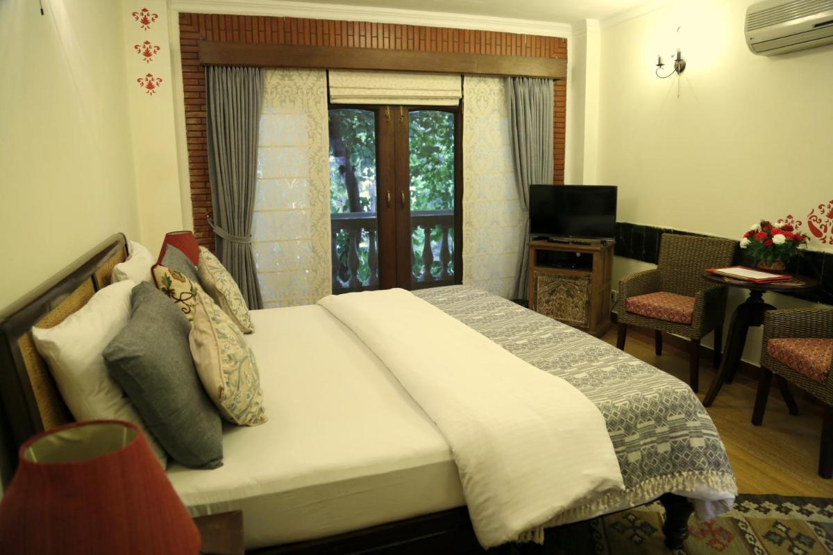 The Estate Villa - Housity