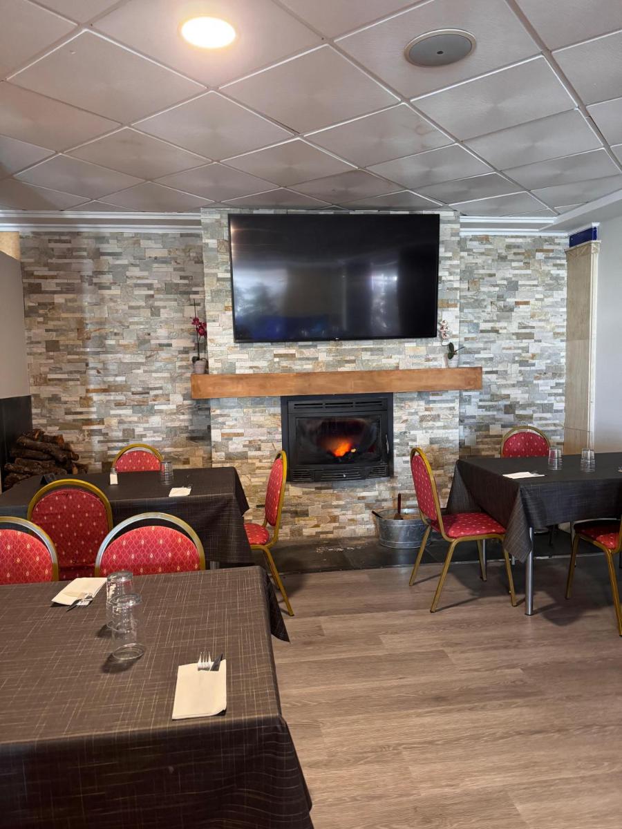 Hotel El Cisne - Housity