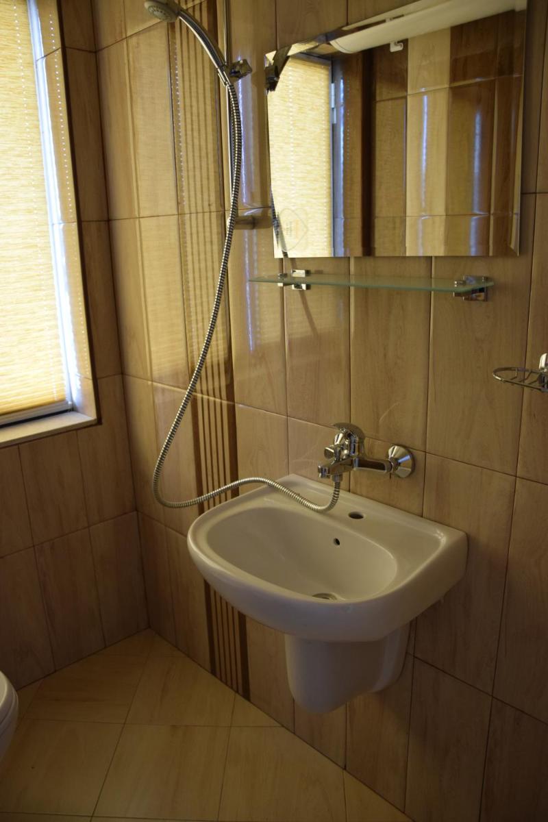 Guest Rooms Lina - Housity