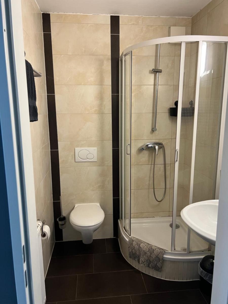 Pension Casa Ambiente - Housity
