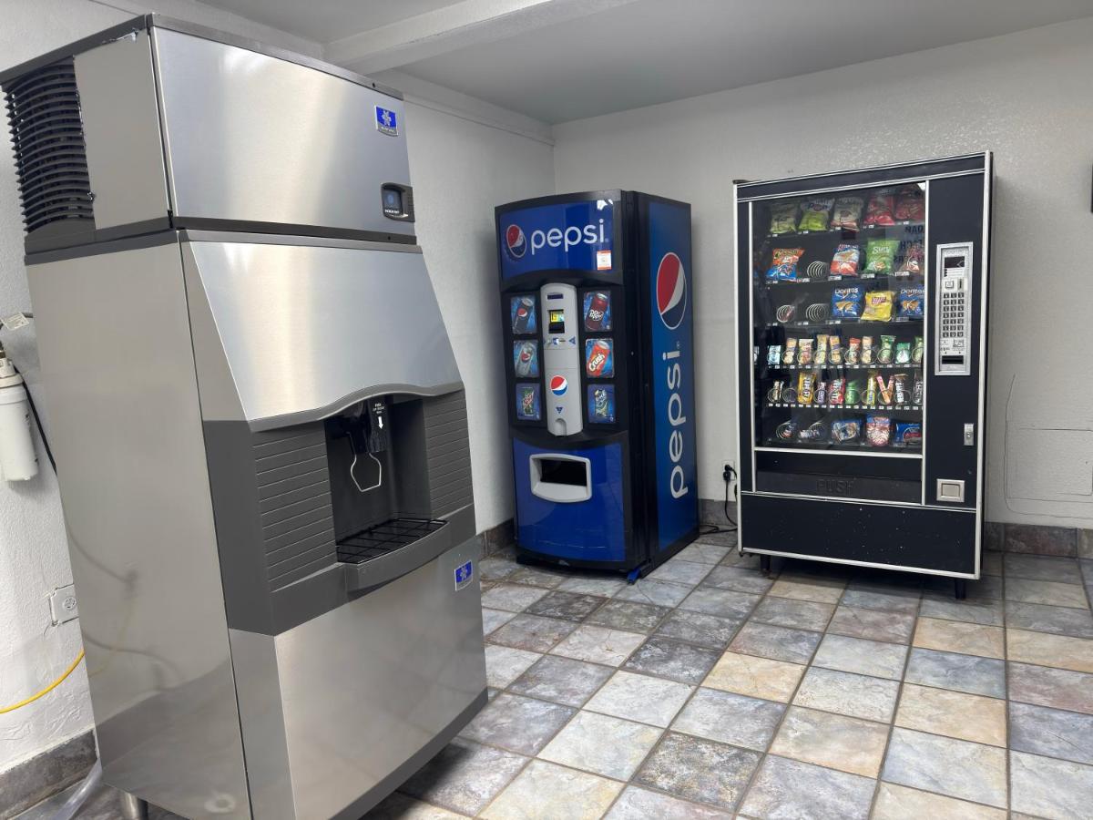Motel 6-Enfield, CT - Hartford - Housity