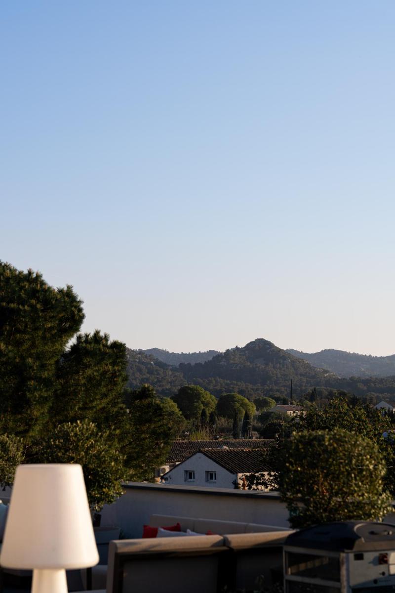 Vue générale sur la montagne ou vue sur la montagne depuis l'hôtel