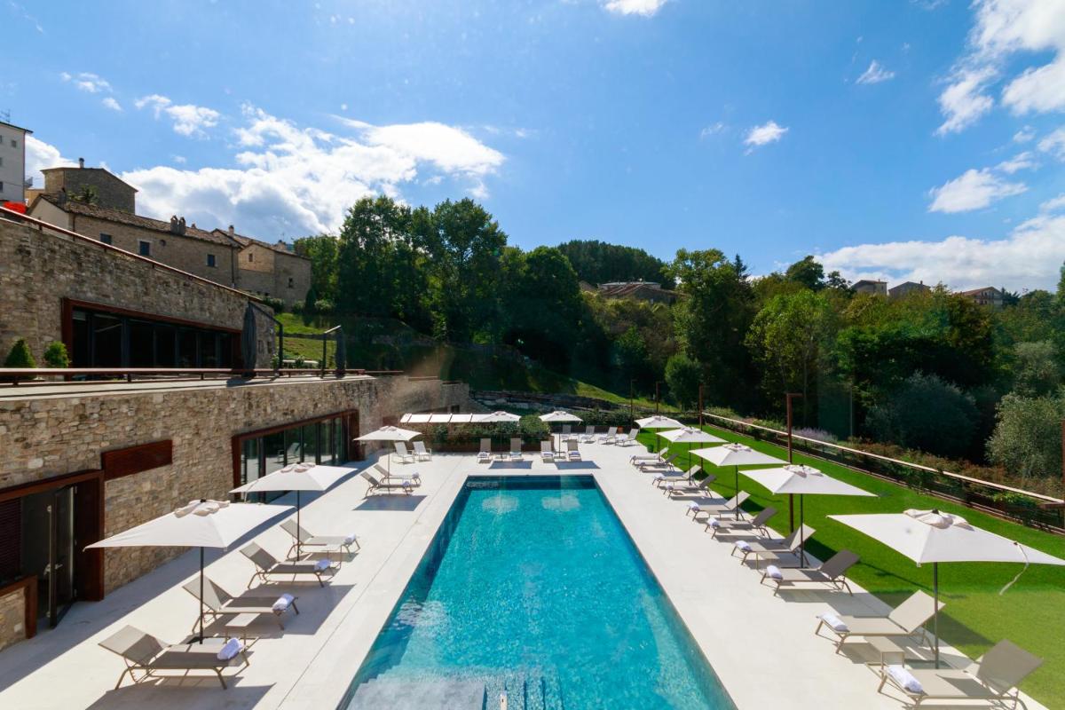 Borgotufi Albergo Diffuso - Housity