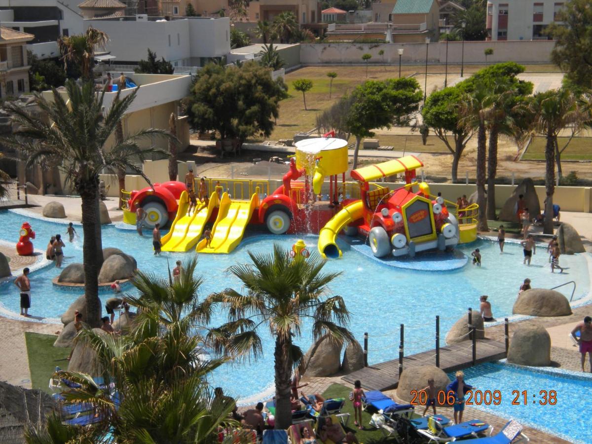 Piscina en o cerca de Mediterraneo Bay Hotel & Resort