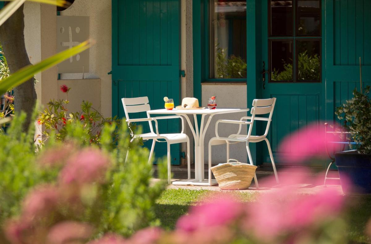 Jardin de l'établissement Oustau Camarguen Hôtel & Spa