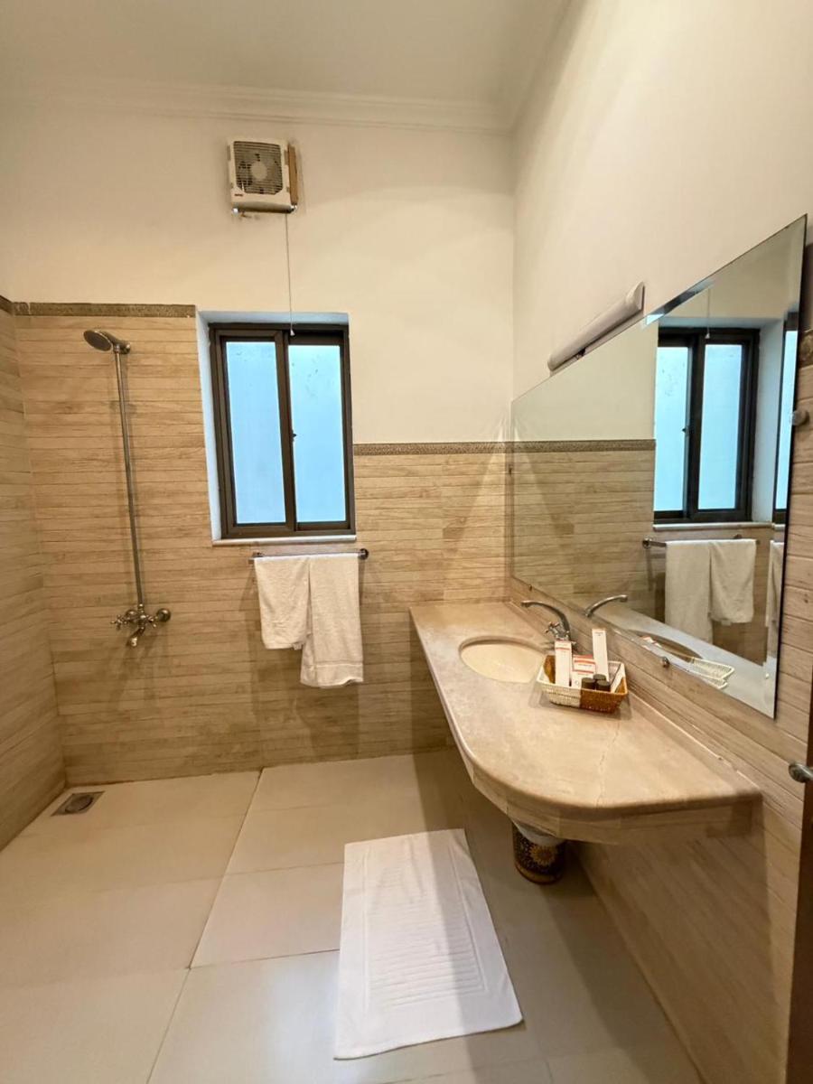 Rhodium Elite Hotel - Hizvo