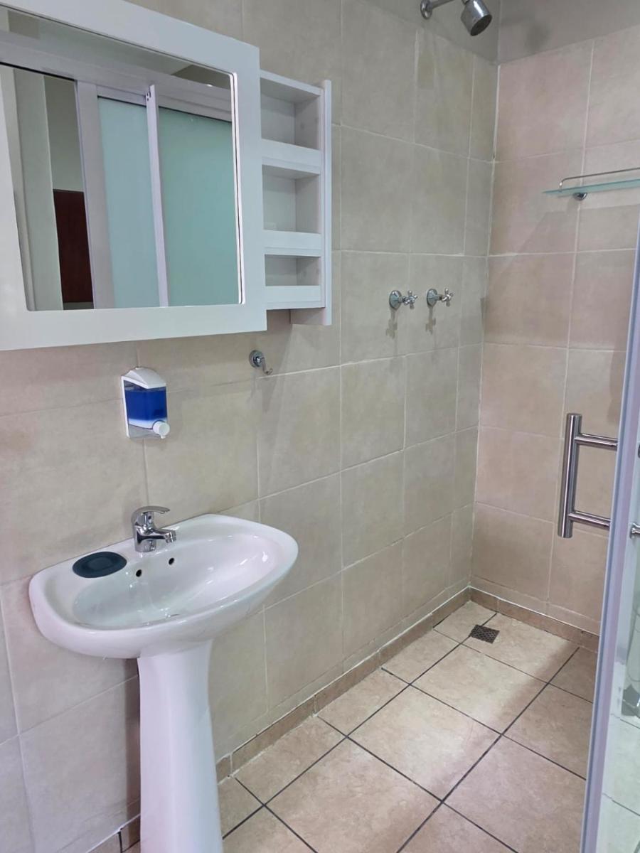 Two Bells Guest House - Hizvo