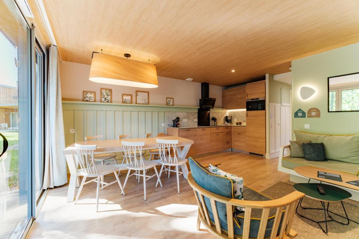 Una cocina o zona de cocina en Center Parcs Villages Nature Paris