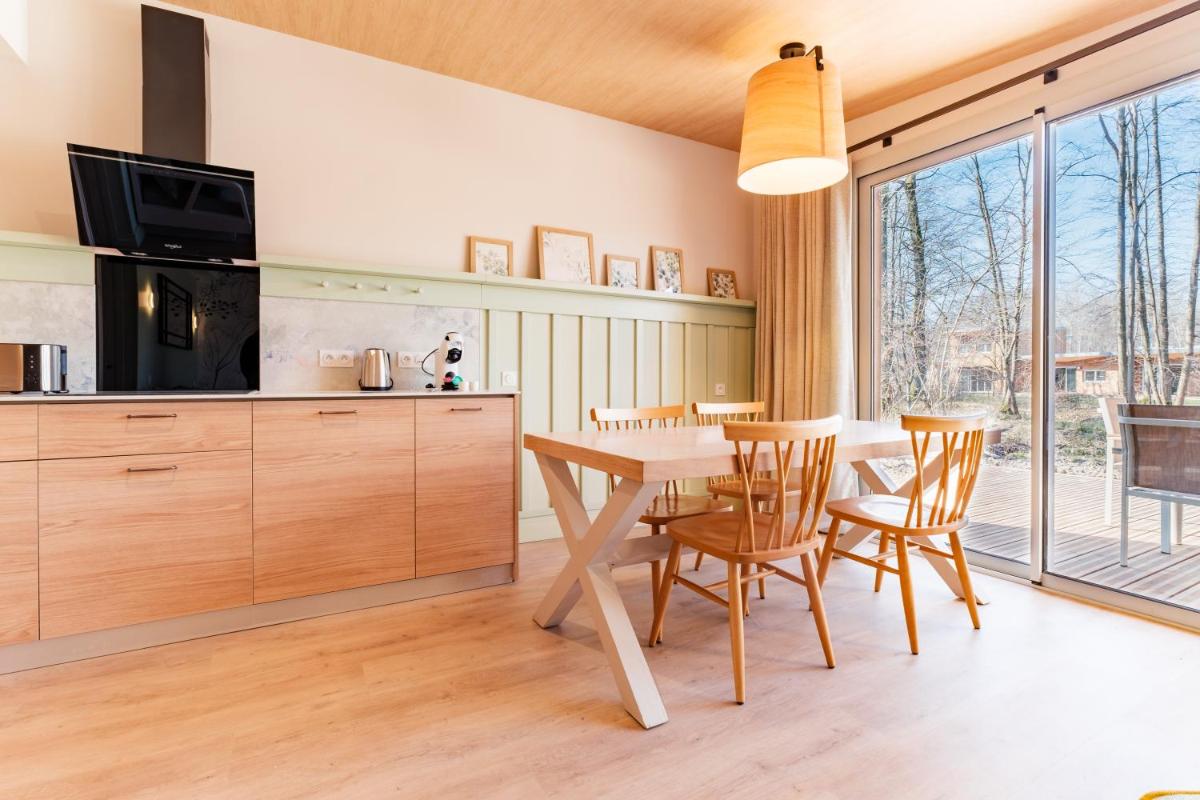 Una cocina o zona de cocina en Center Parcs Villages Nature Paris