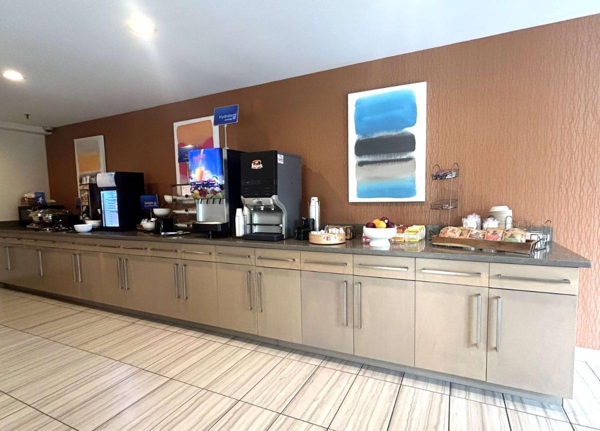 Best Western Erie Inn & Suites - Housity