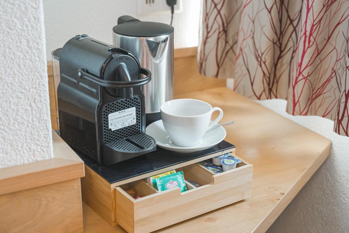 Landhotel Schwarzer Adler - Self Check In - Housity