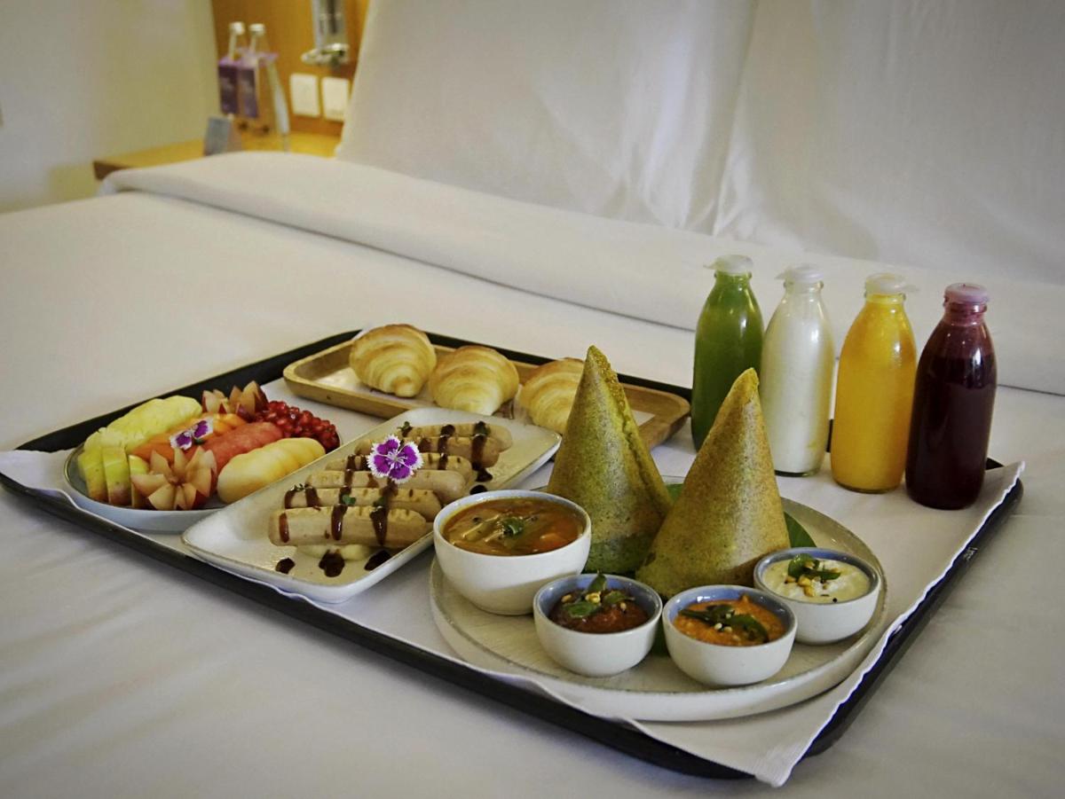 Comida en o cerca de este hotel