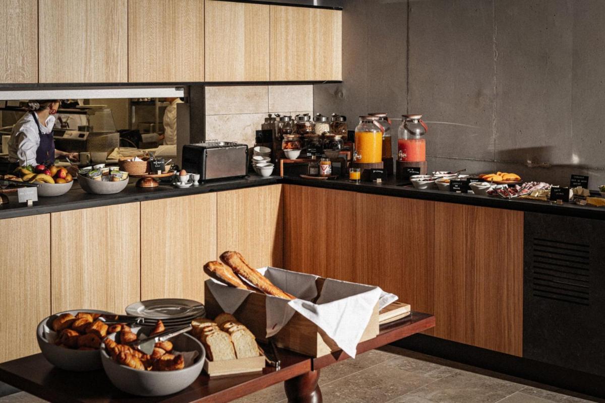 Nourriture dans l'hôtel ou à proximité
