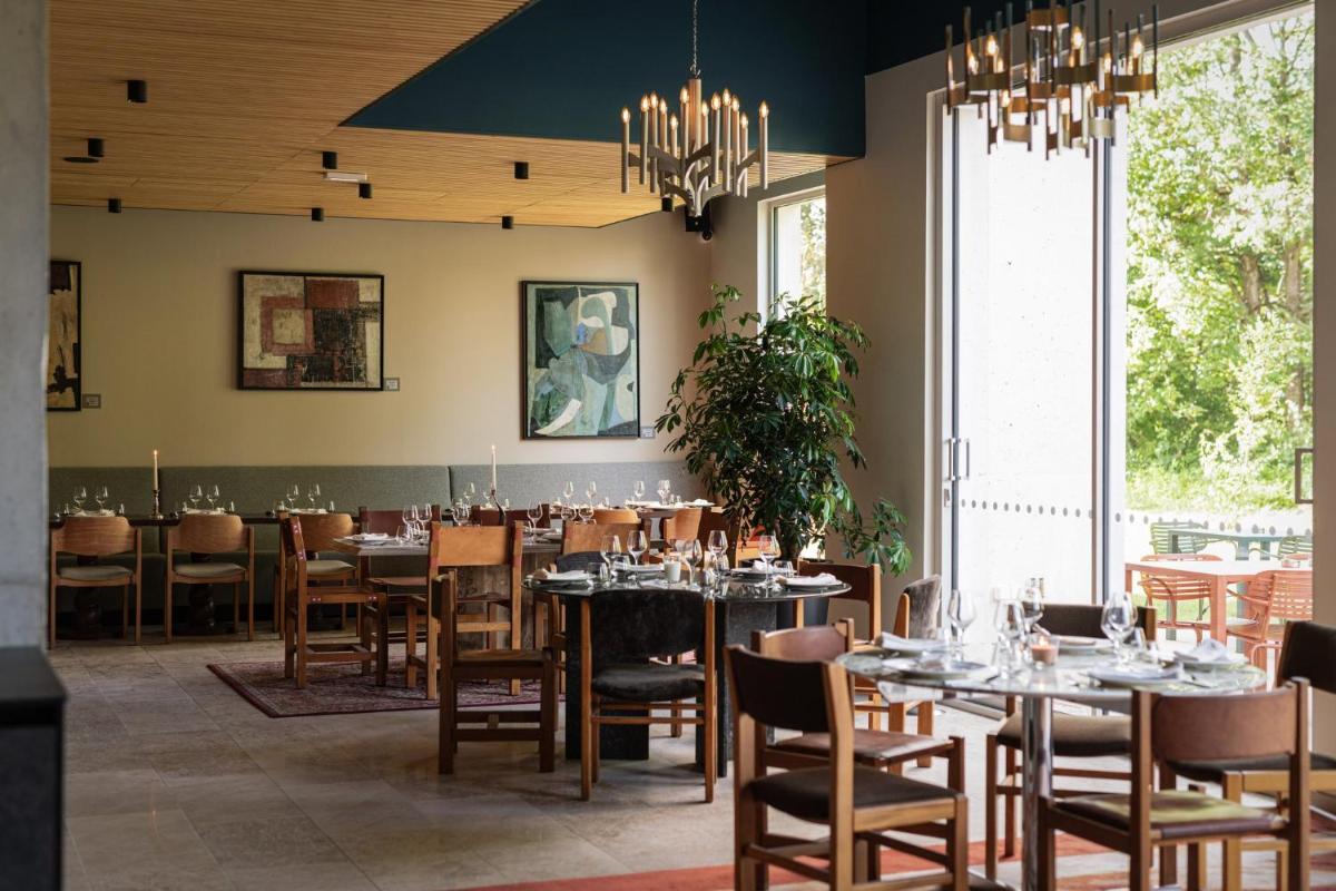 Restaurant ou autre lieu de restauration dans l'établissement voco Beaune , Cité des Vins by IHG