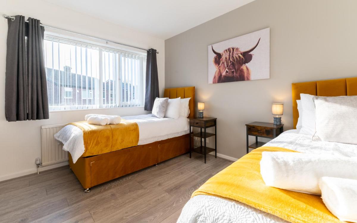 Headingley Home Next to Stadiums with Off Street Parking and Excellent Transport Links - Housity