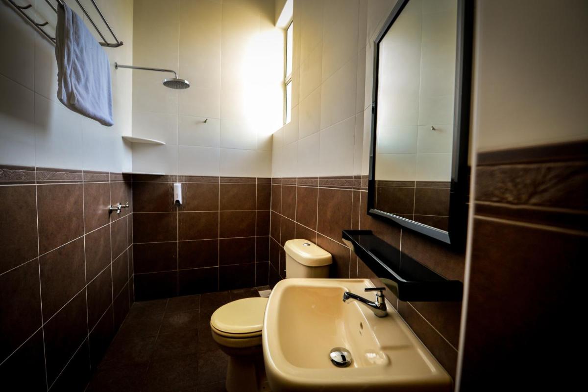 Palm City Villa - Housity