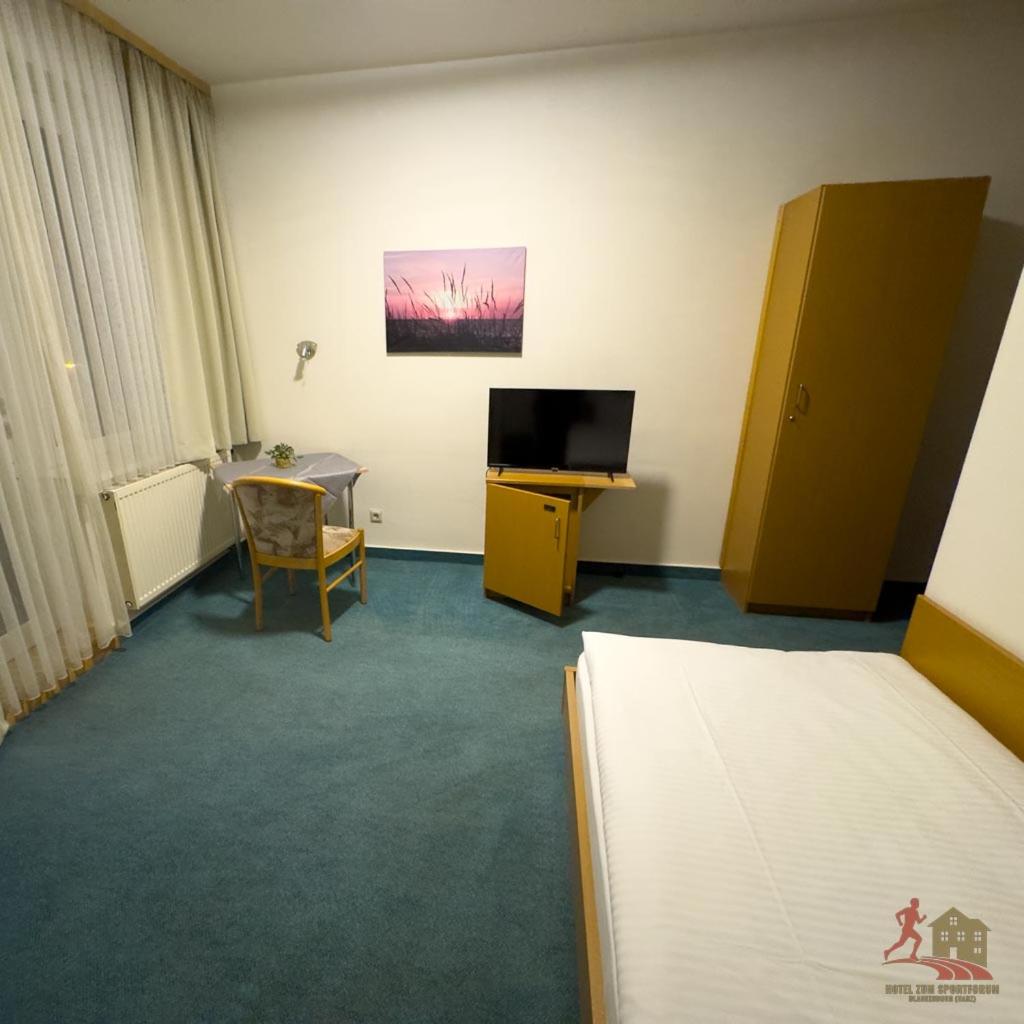 Hotel zum Sportforum - Housity