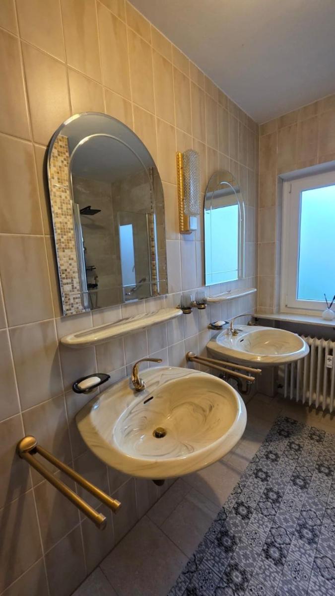 ALESIA Ferienwohnung Südpfalz - Housity