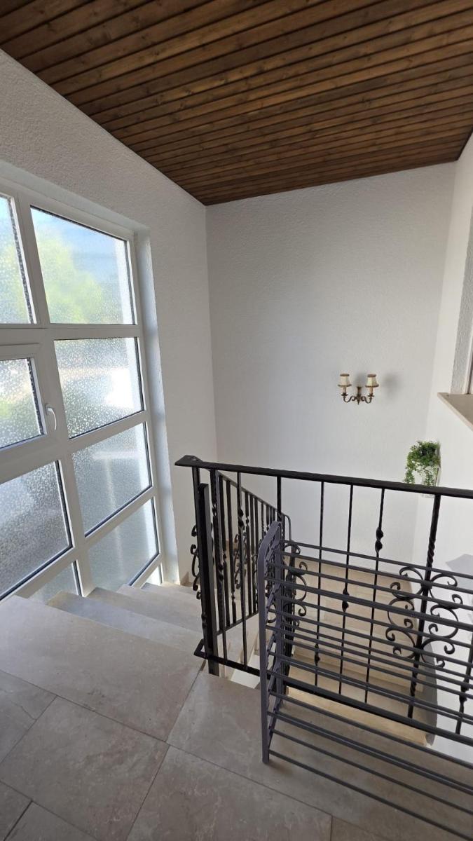ALESIA Ferienwohnung Südpfalz - Housity